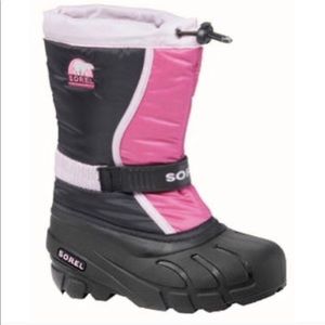 Sorel flurry water resistant boots